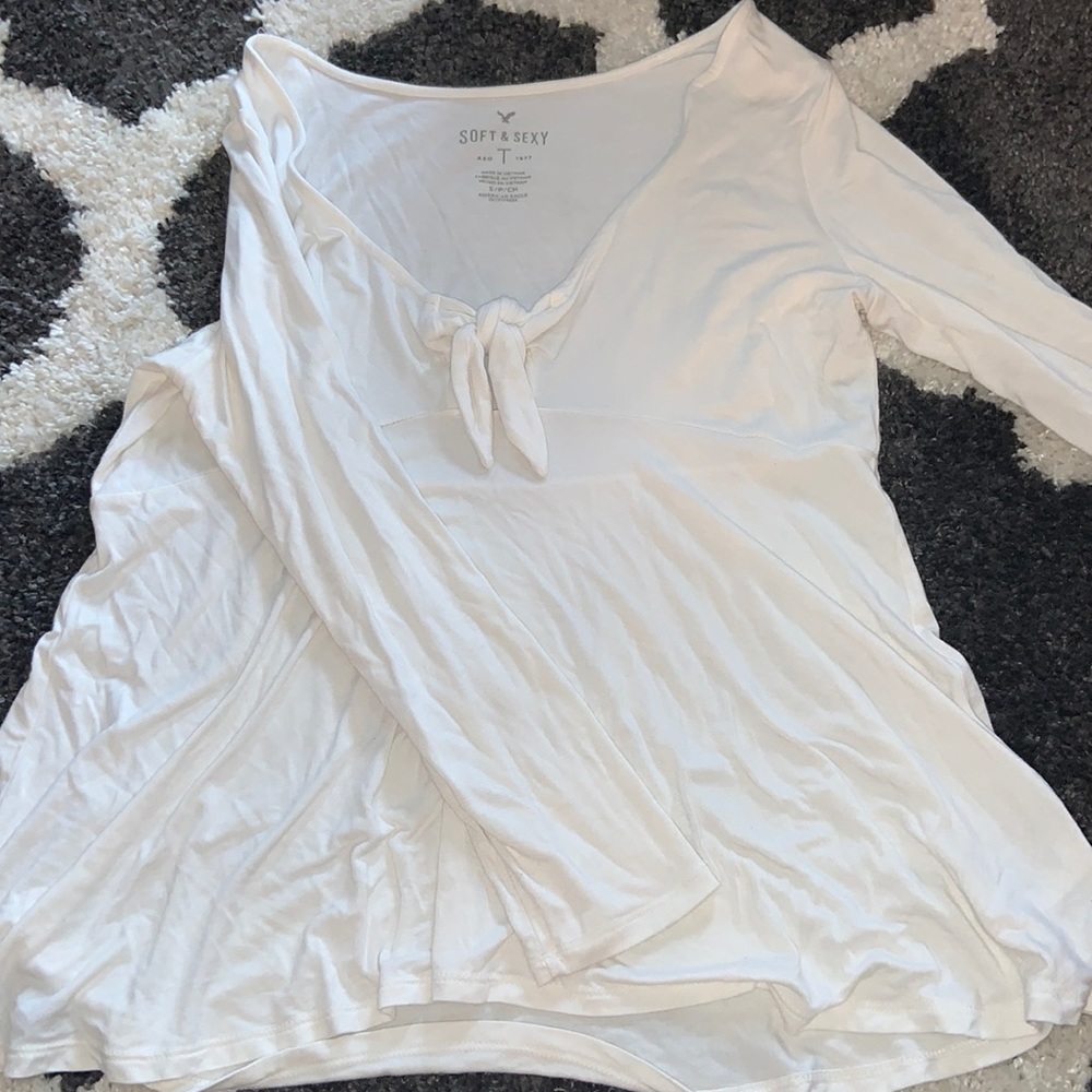 american Eagle soft and sexy brand size small low cut shirt!